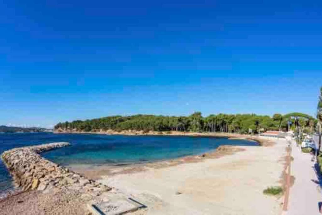 Charmant Studio A Saint Mandrier Sur Mer Apartment Екстериор снимка